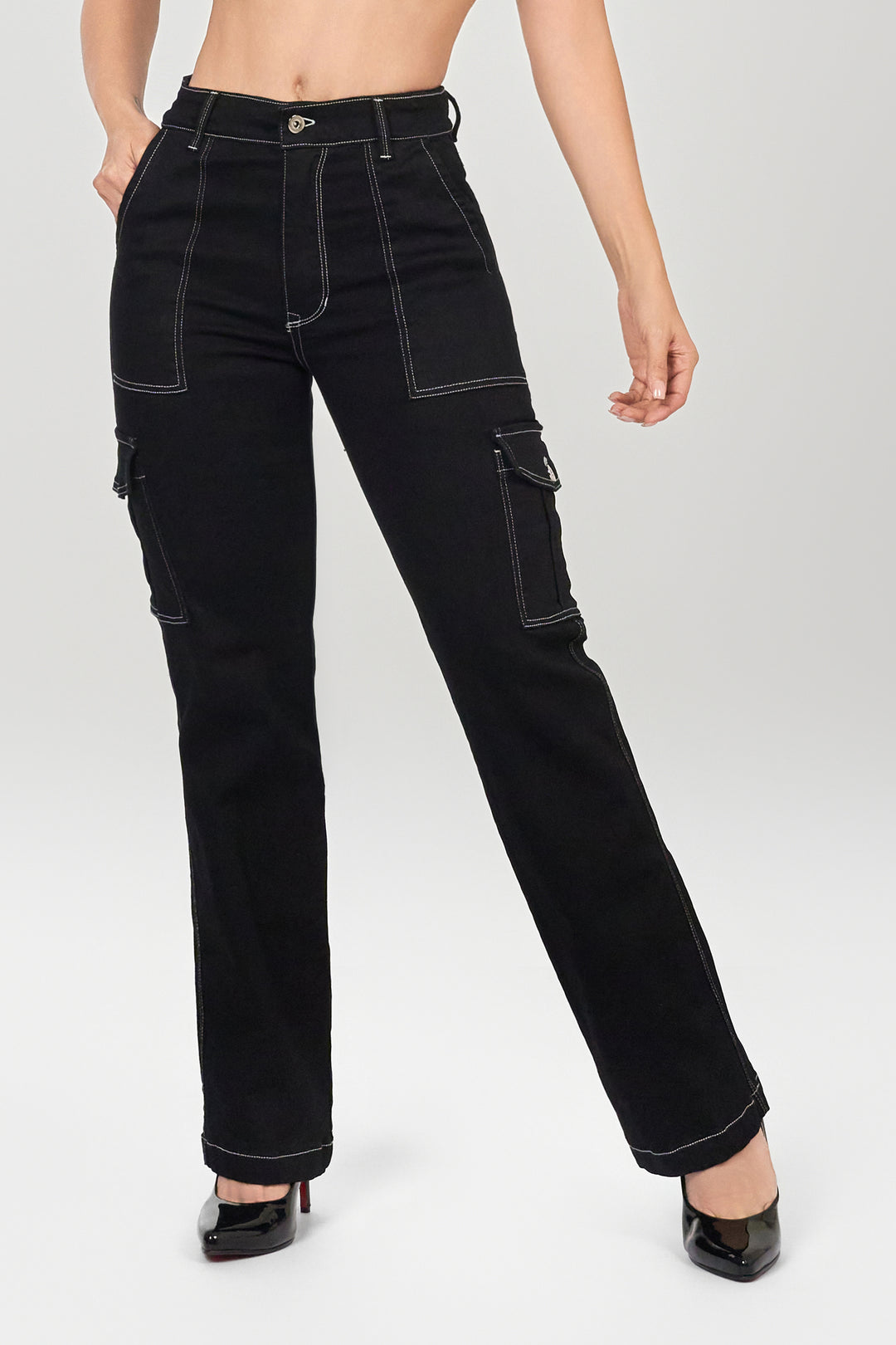 BLACK CARGO JEANS 6892