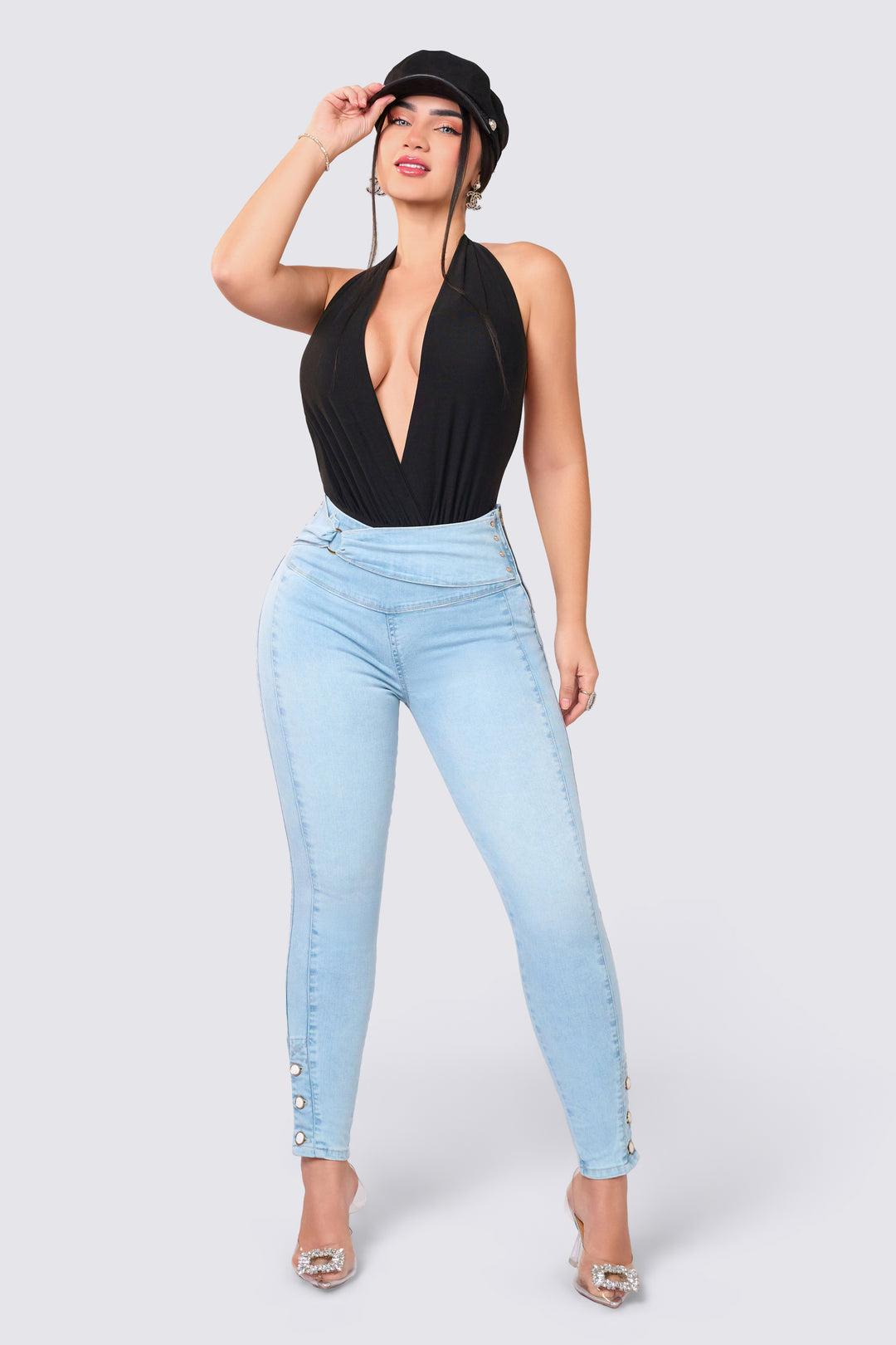 Light blue skinny jeans with side zipper, high waistband, perfect fit. 