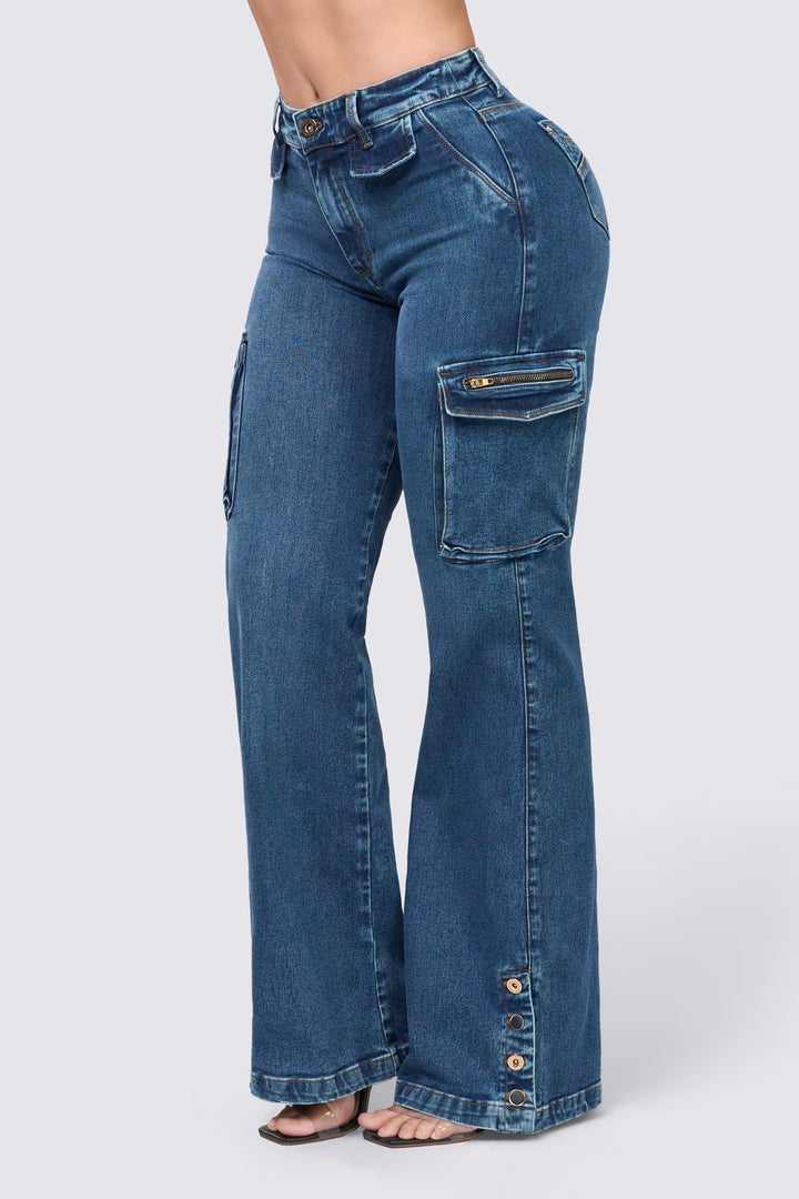 Mid-rise jeans with straight cargo-style legs, functional pockets, buttons at the bottom of the legs, and a comfortable design that enhances your curves.