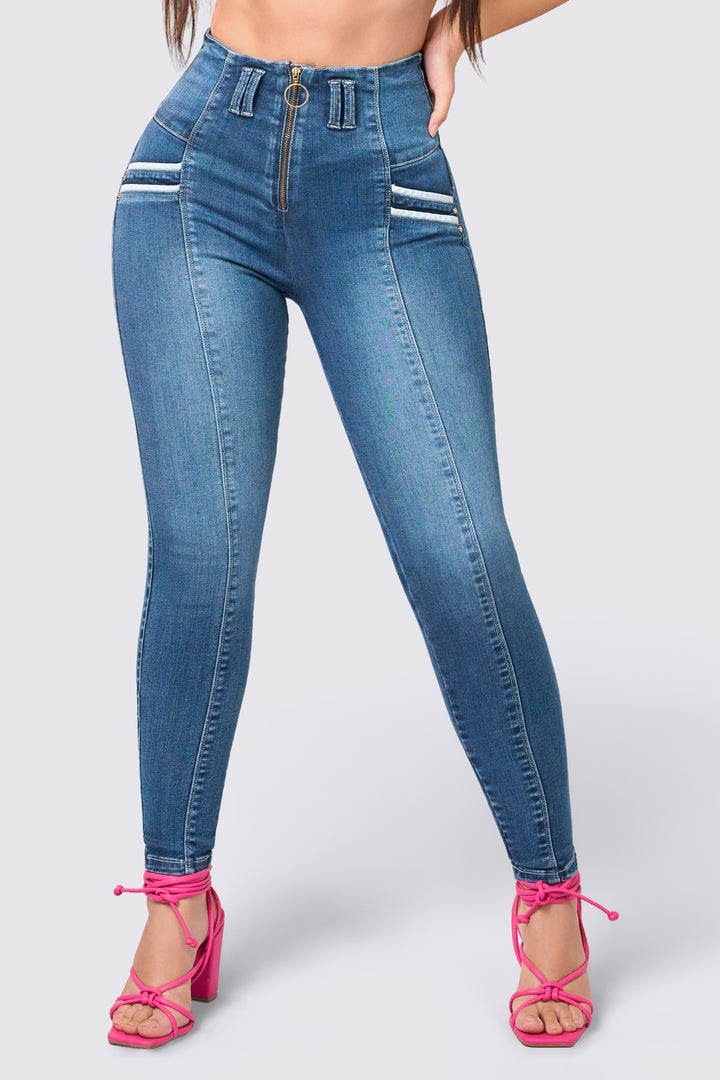 BLUE HIGH-WAISTED JEANS 7035