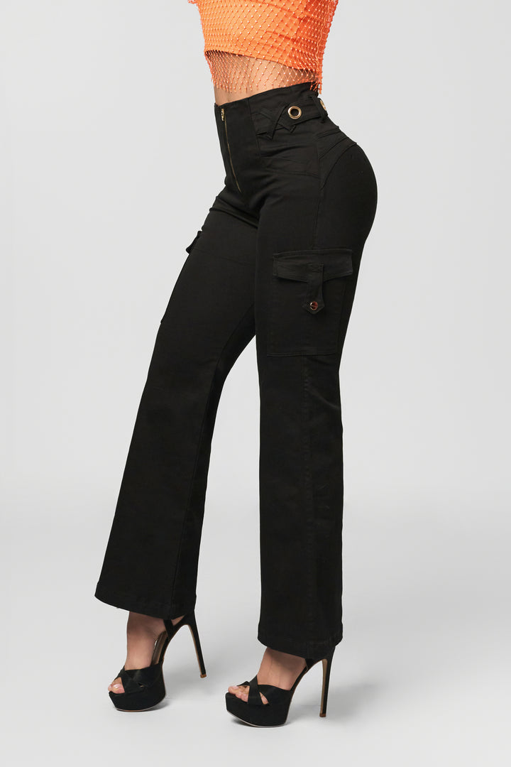 Black flared cargo jeans with a slimming high waist and utility pockets. Urban, bold, and figure-hugging design.