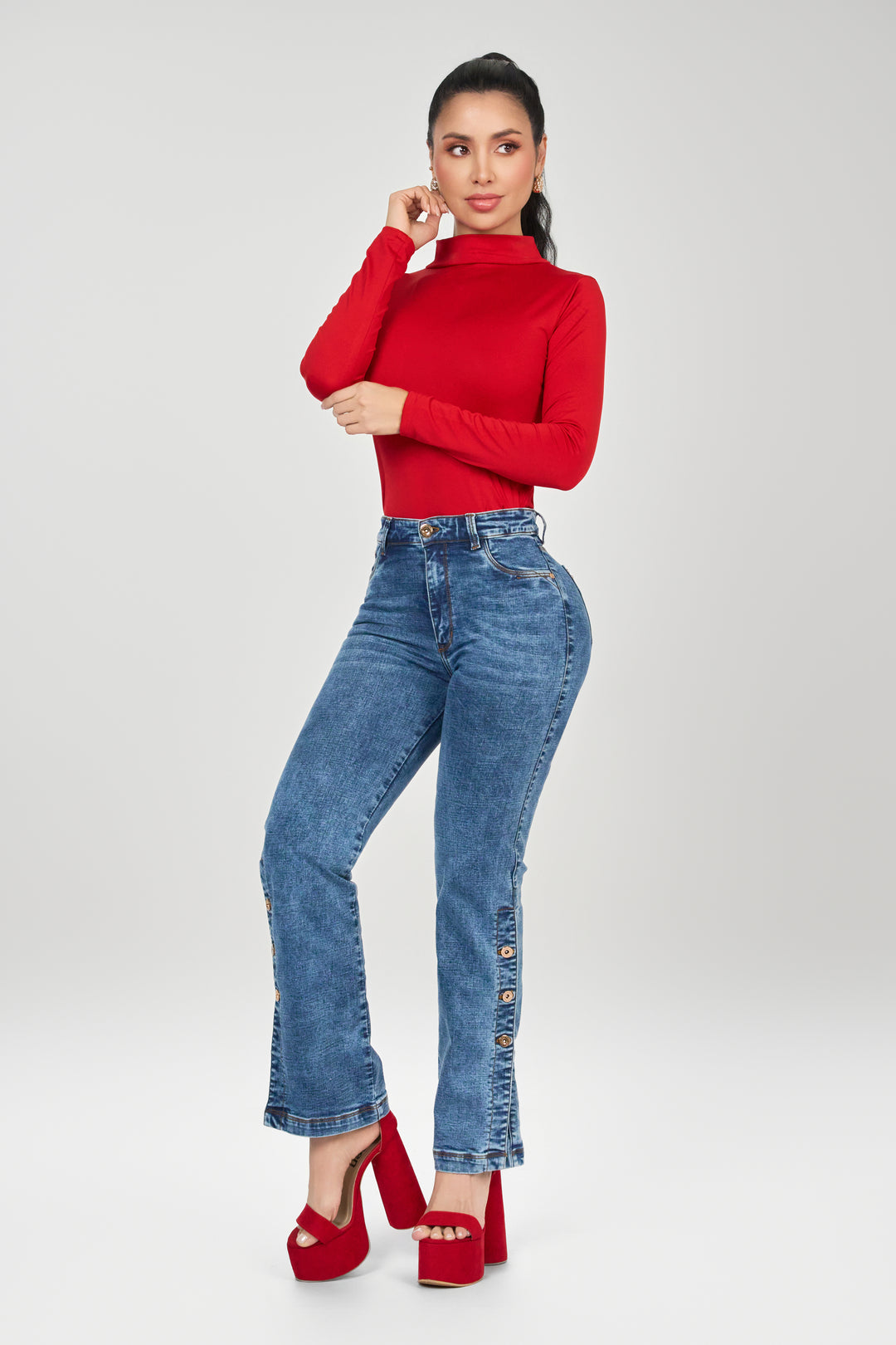 HIGH-RISE STRAIGHT JEAN 6889