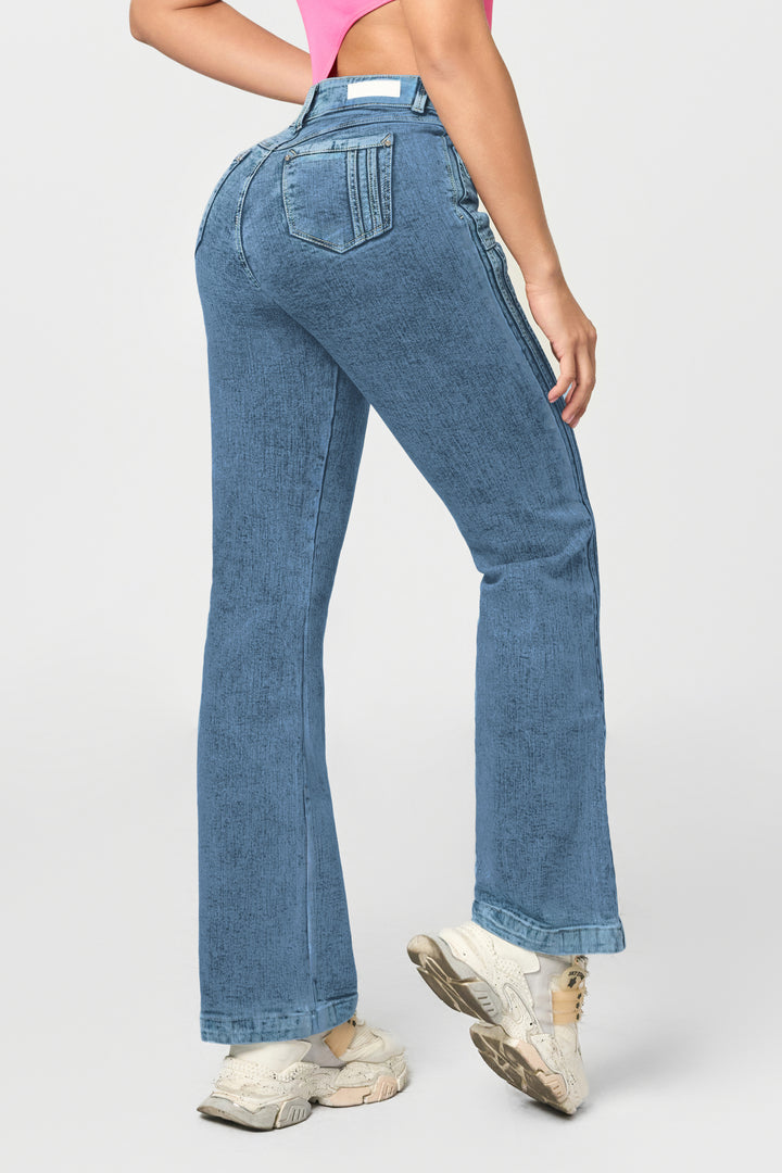 HIGH - RISE STRAIGHT JEAN 6869