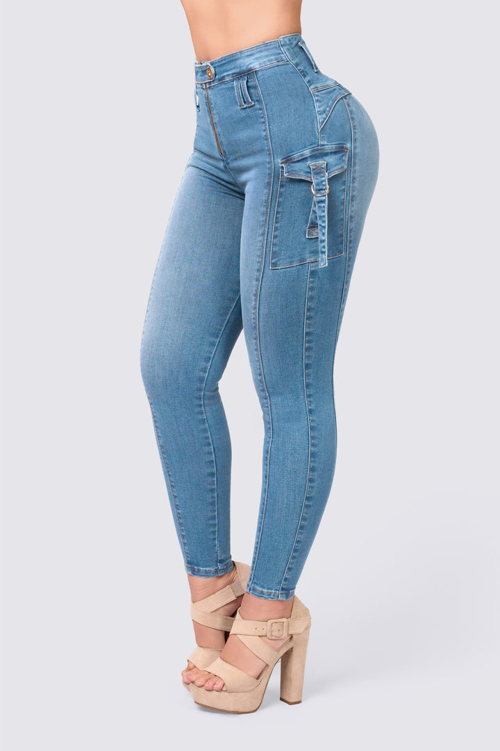 LIGHT BLUE SKINNY JEANS 7034