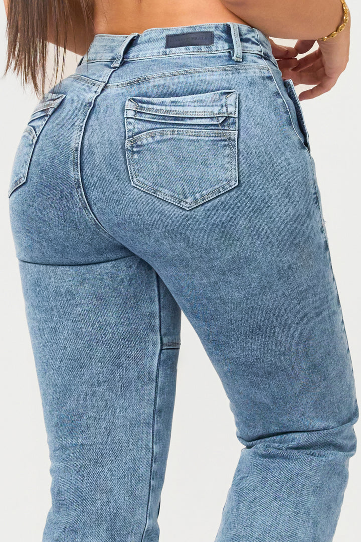 BLUE STRAIGHT JEANS 6880