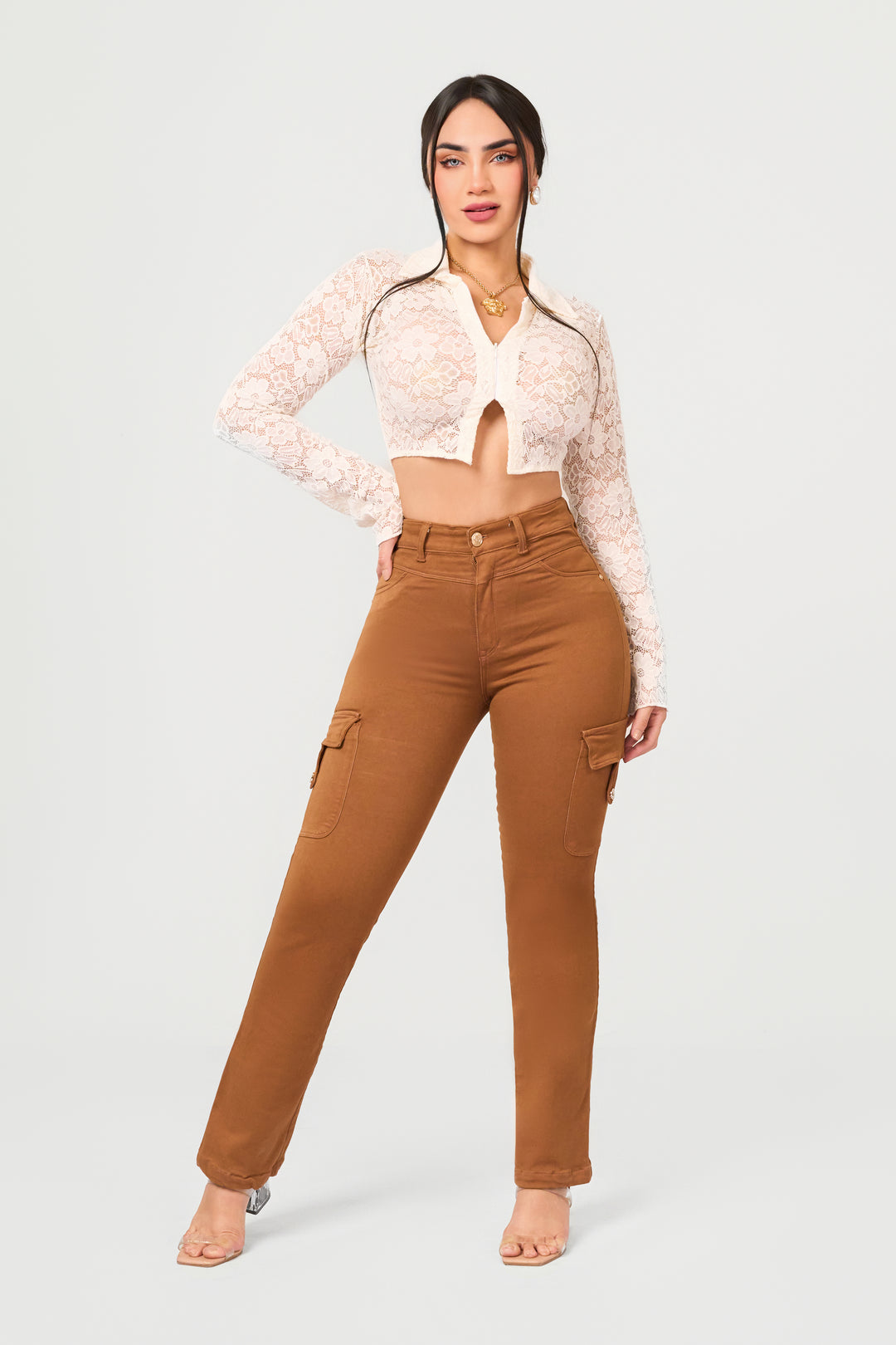 Women’s brown straight leg cargo jeans with high waist and side pockets for versatile everyday wear.